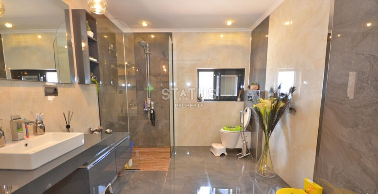 Stunning villa 5+2 on the territory of 700m in Tepe. 350m2 фото 14