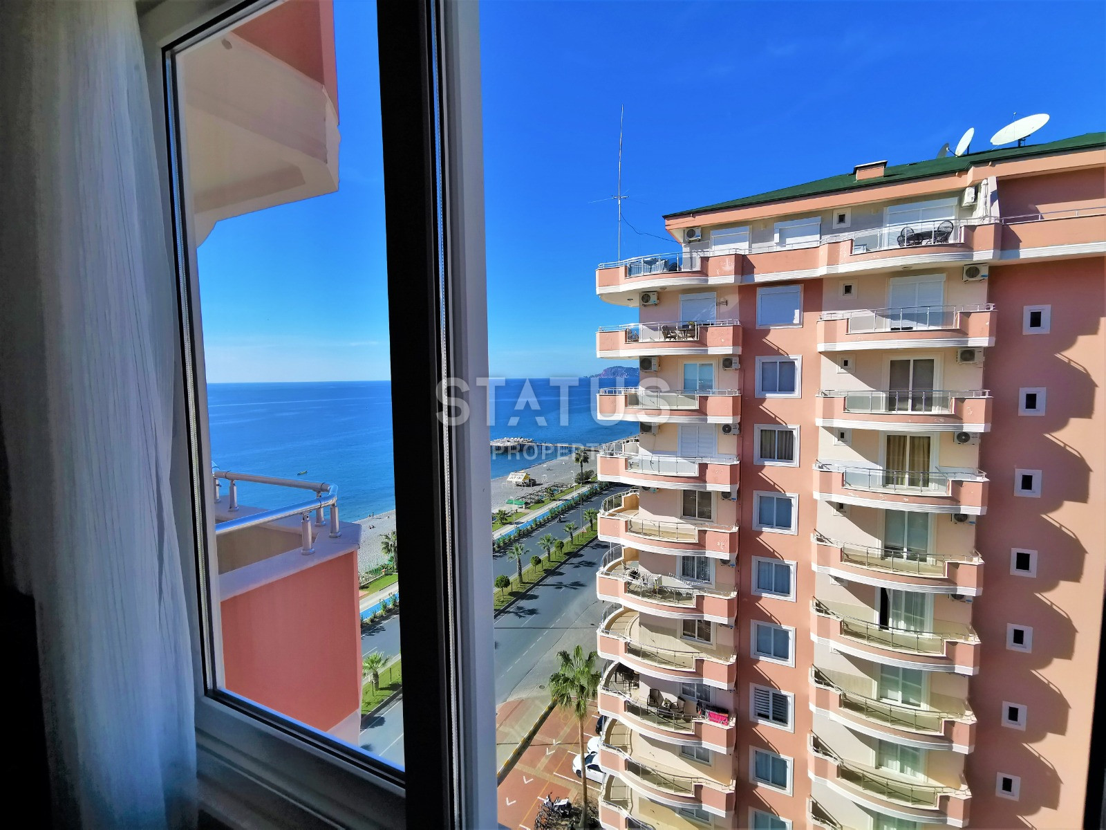 Luxury apartments 2+1 with panoramic sea views in Mahmutlar. 140m 2 фото 34