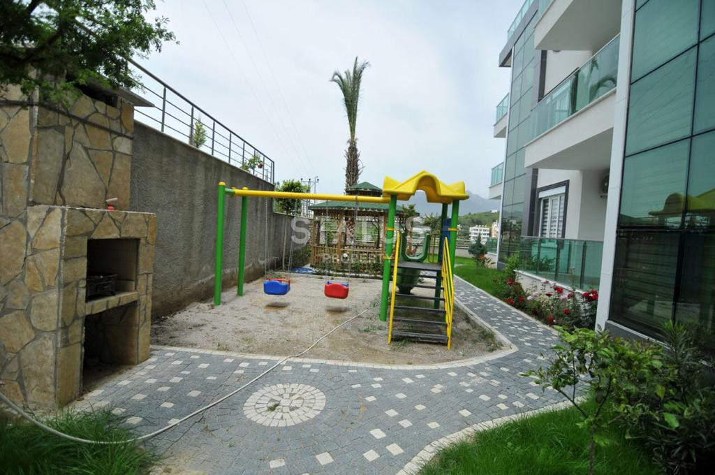 Меблированный дуплекс 2+1 с садом в спальном районе Кестель. 135м2 фото 16