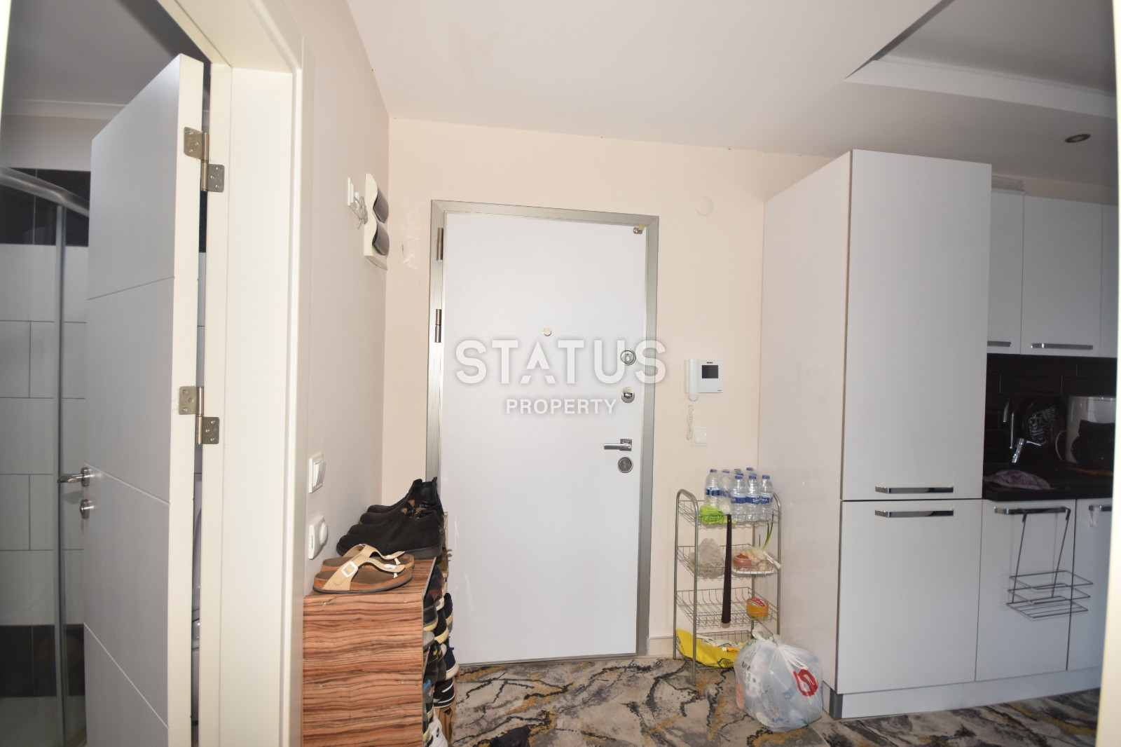 Меблированные апартаменты 1+1 с прямым видом на море в Кестеле. 75м2 фото 13