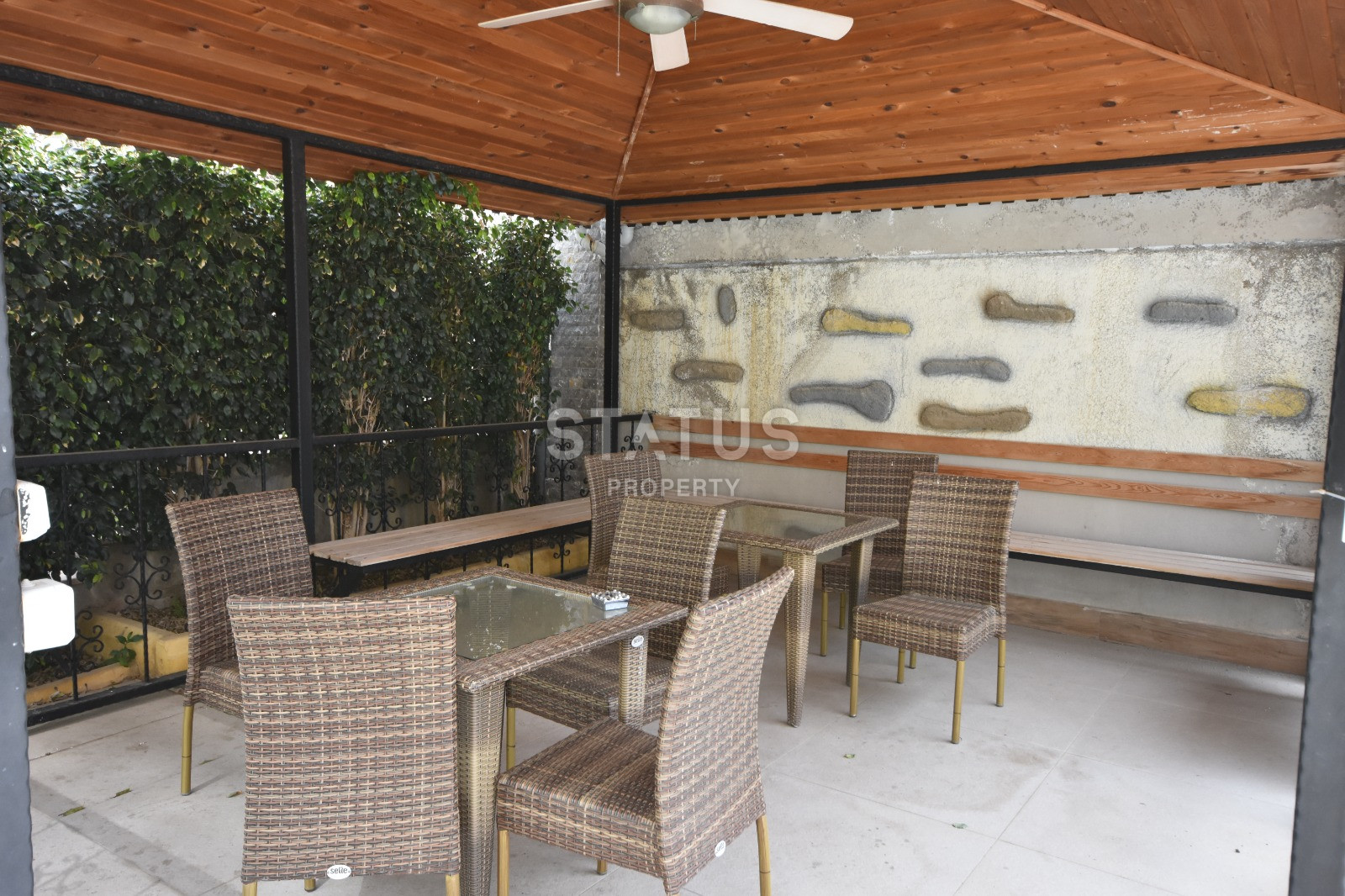 Меблированные апартаменты 1+1 с прямым видом на море в Кестеле. 75м2 фото 27