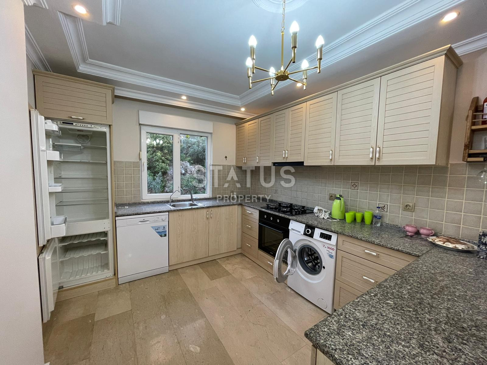 Luxurious apartment with luxury furniture in Tosmur. 110m2 фото 33