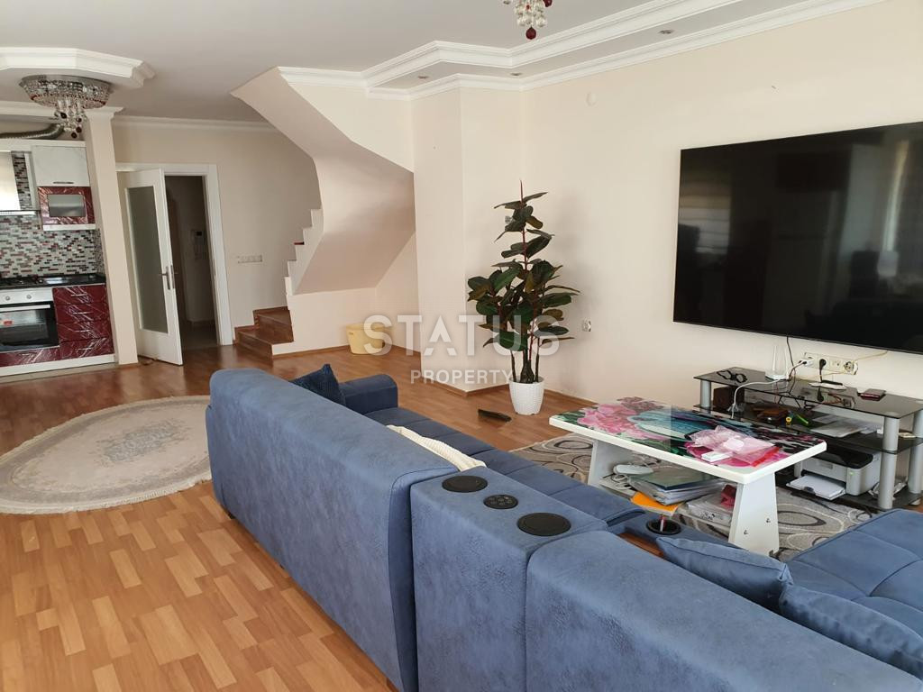 Просторный дуплекс в 50м от моря в Кестеле, 330м2 фото 3