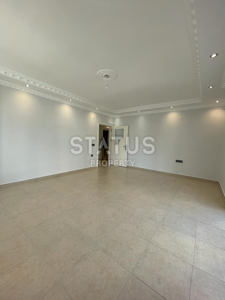 Четырёхкомнатная квартира в 150метрах от пляжа в Махмутларе, 185м2 фото 6