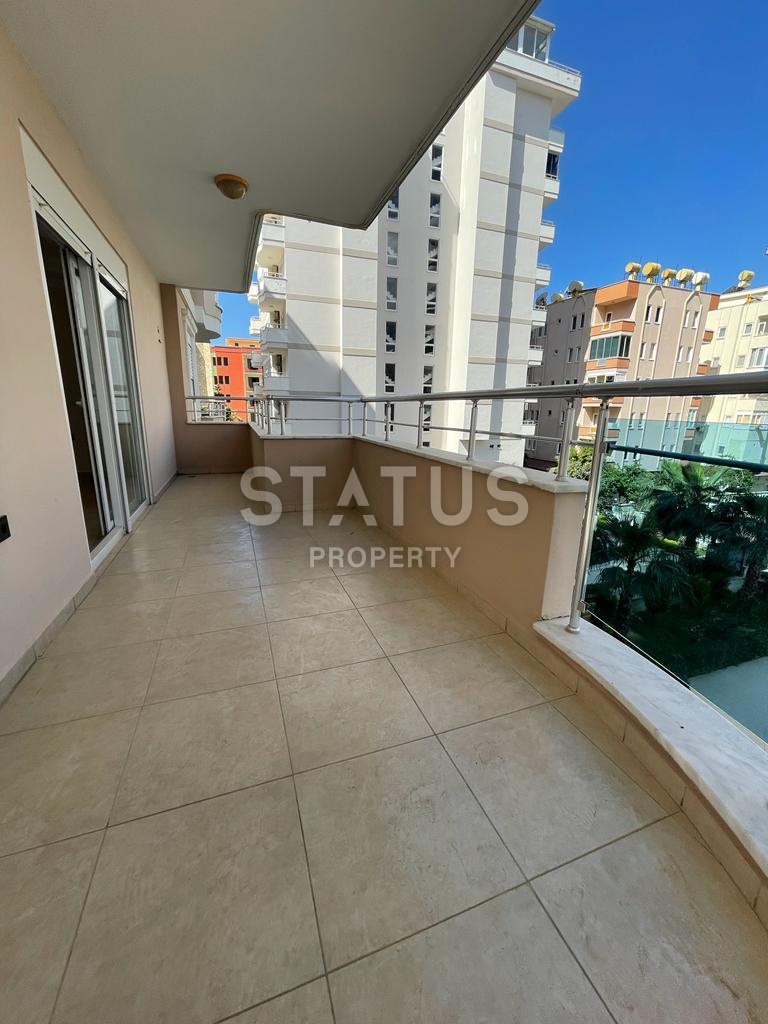 Четырёхкомнатная квартира в 150метрах от пляжа в Махмутларе, 185м2 фото 13