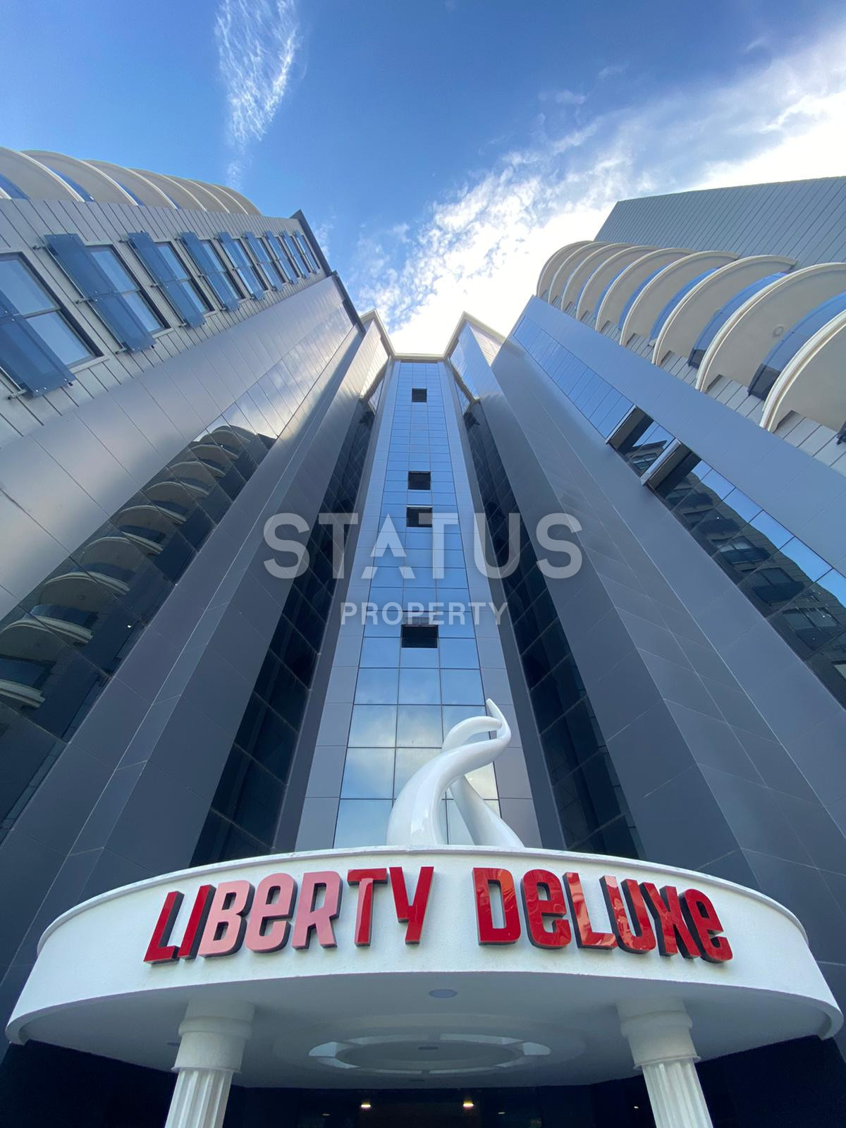 Двухкомнатная квартира в комплексе премиум класса с инфинити бассейном. 65м2 фото 6