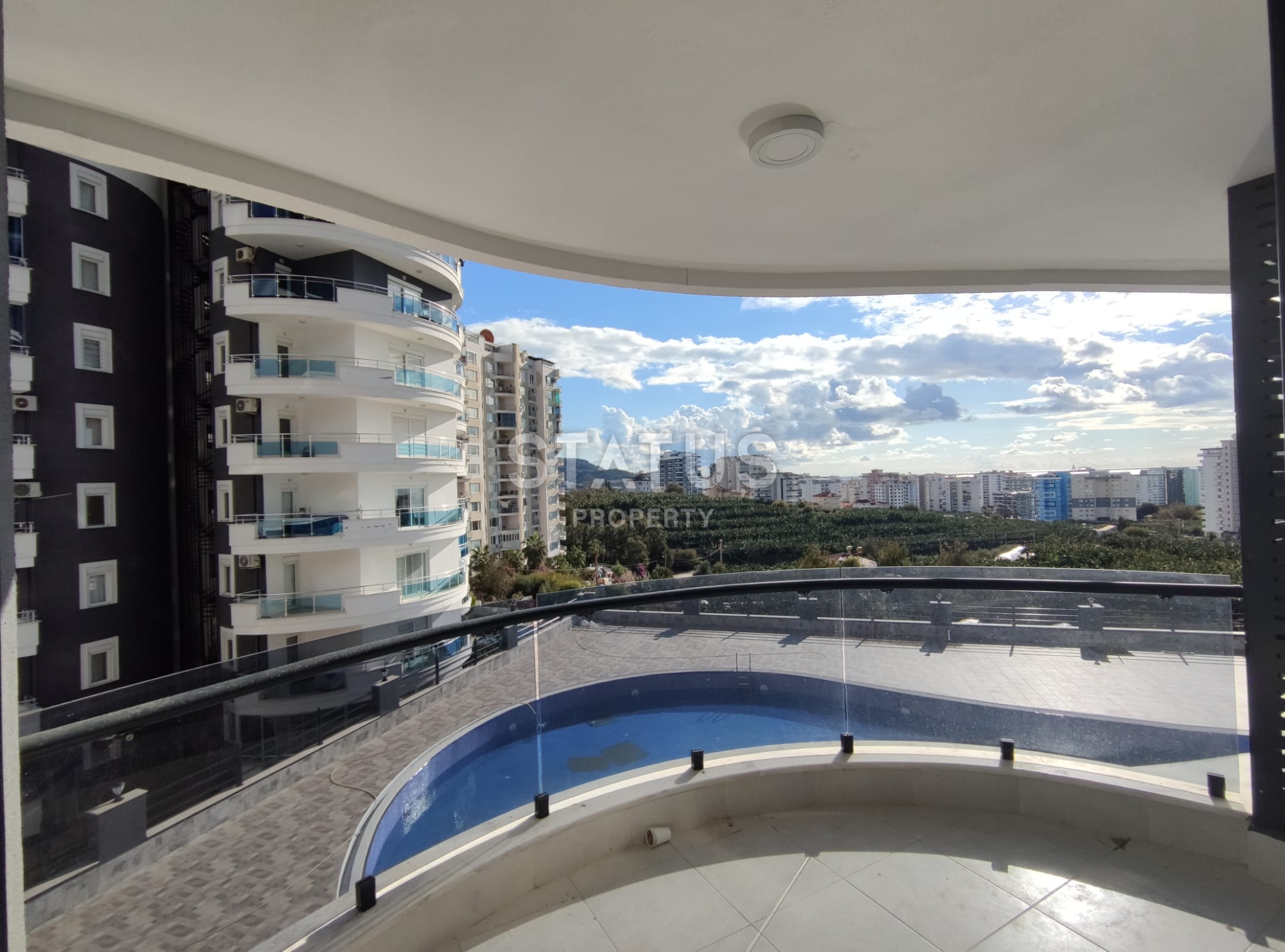 Двухкомнатная квартира в комплексе премиум класса с инфинити бассейном. 65м2 фото 21