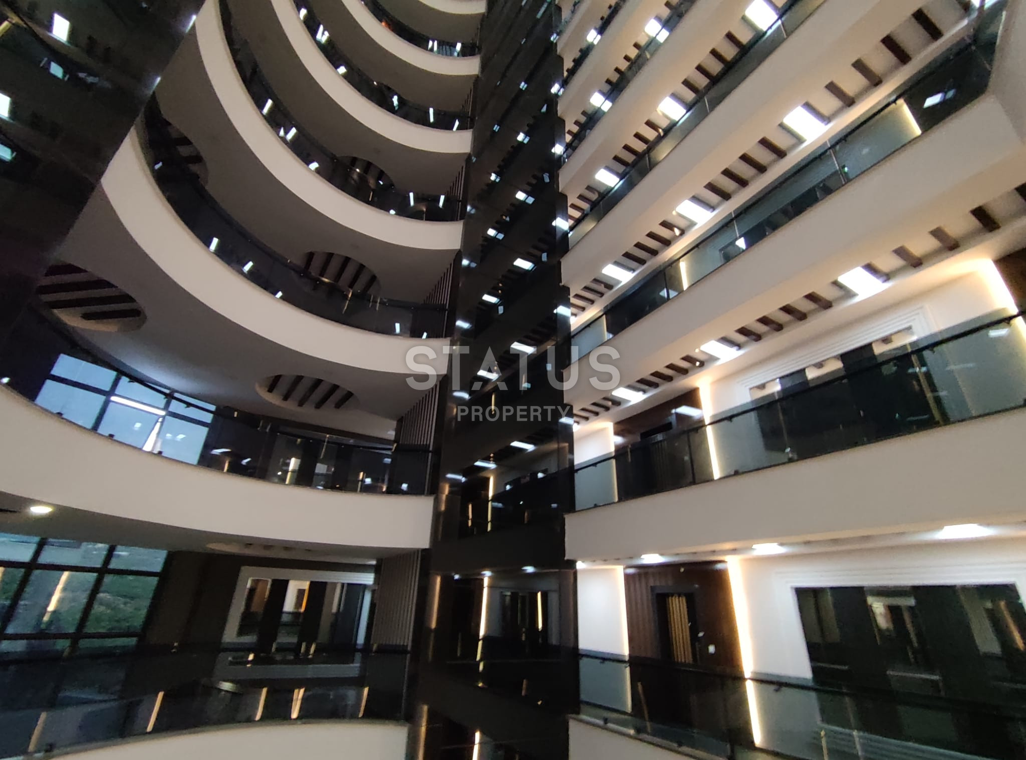 Двухкомнатная квартира в комплексе премиум класса с инфинити бассейном. 65м2 фото 22