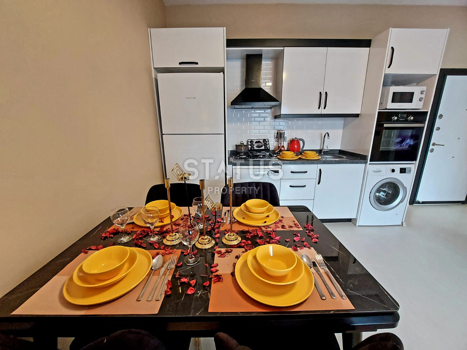 Уютная меблированная квартира в 400м от пляжа в Махмутларе. 65м2 фото 4