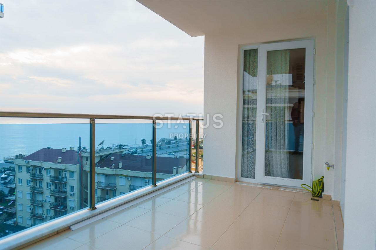 Luxurious three-room, furnished apartment with a view of the sea and Kale in Mahmutlar, 120m2 фото 18