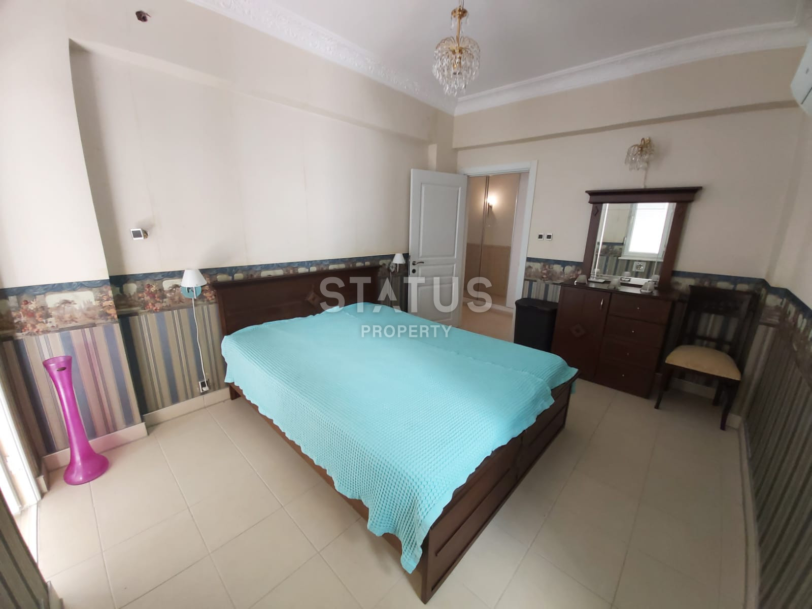 Трёхкомнатная квартира с отдельной кухней в 100м от моря в центре Аланьи,110м2 фото 6