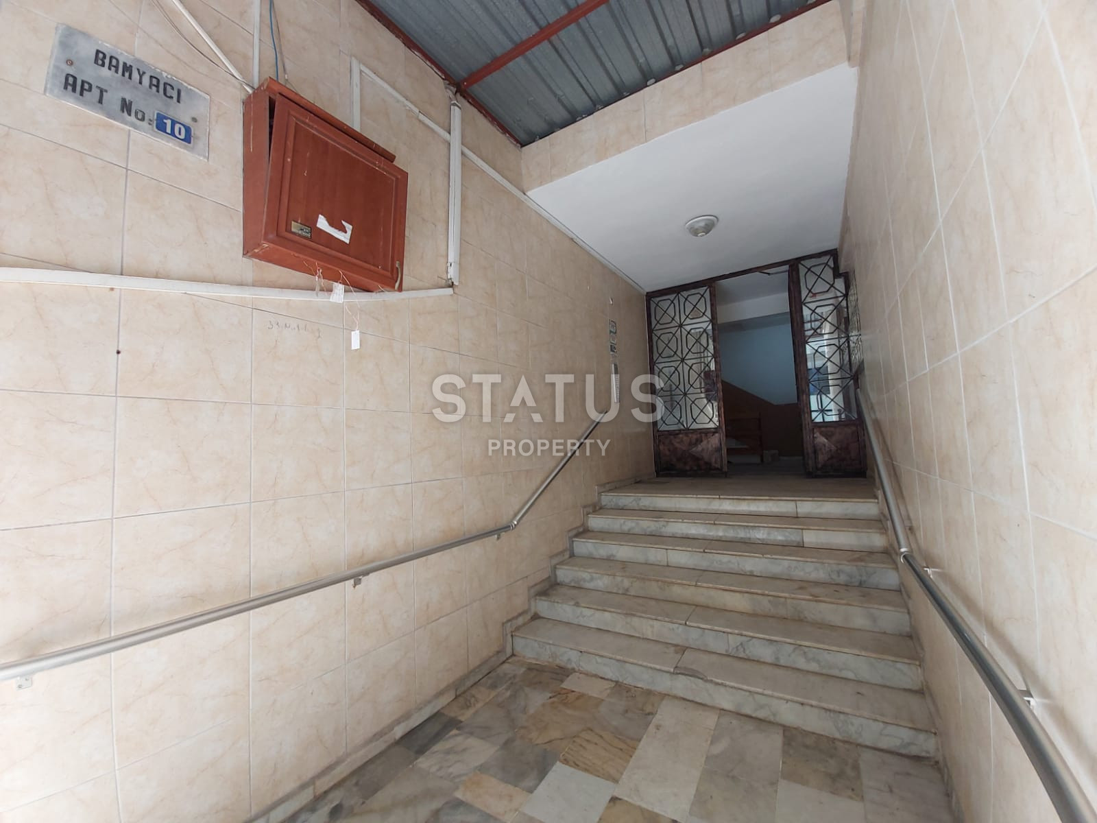 Трёхкомнатная квартира с отдельной кухней в 100м от моря в центре Аланьи,110м2 фото 14