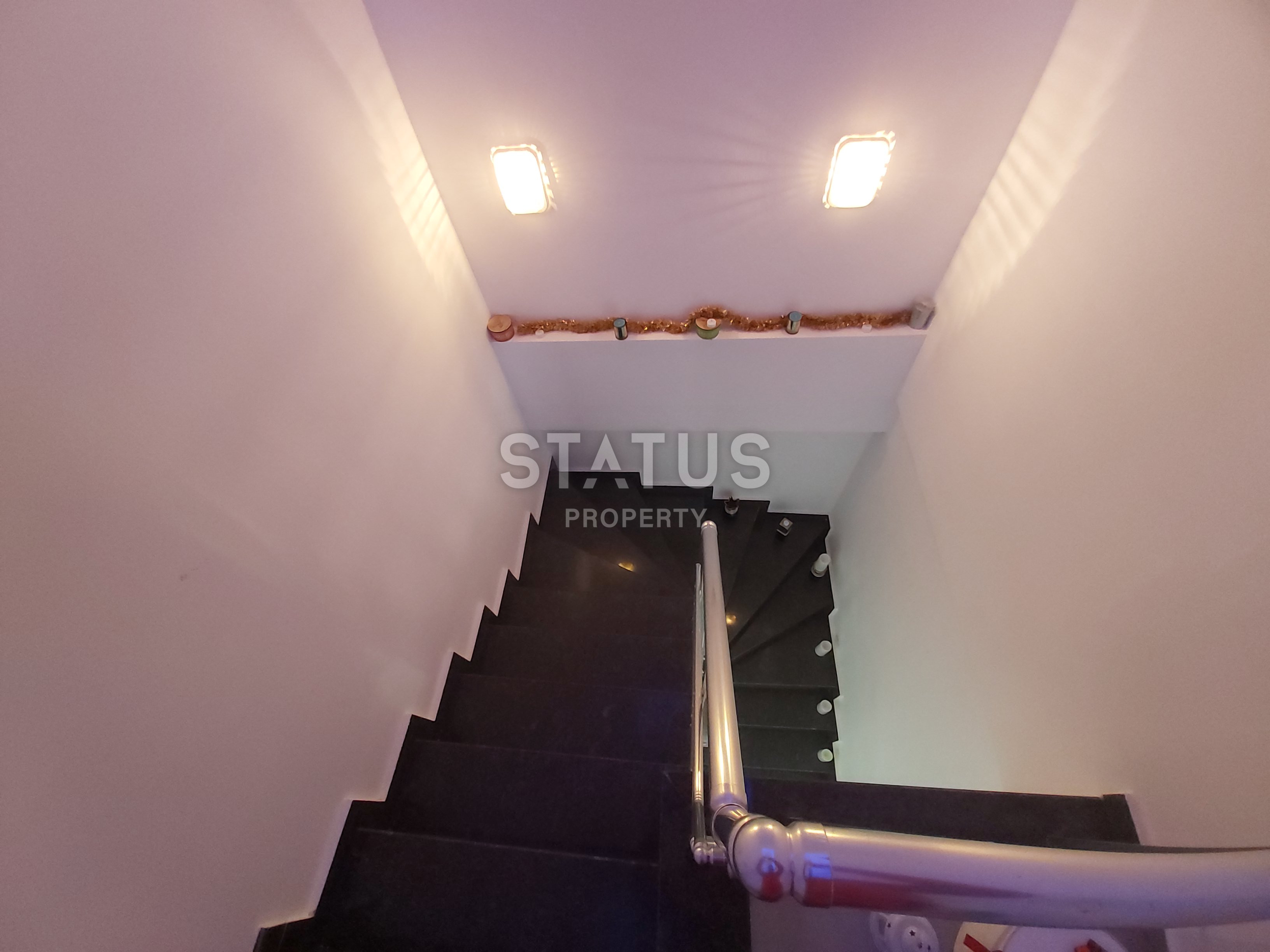 Duplex 2+1 with gorgeous views in a complex with full infrastructure in Mahmutlar. 100m2 фото 14