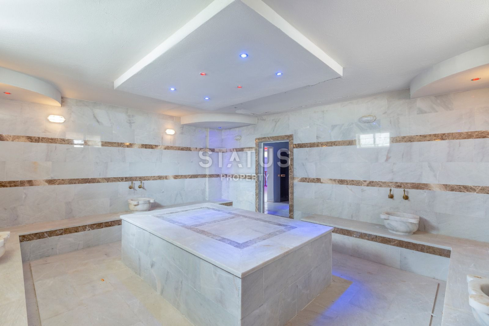 Четырехкомнатный пентхаус с джакузи по привлекательной цене, 175м2 фото 9