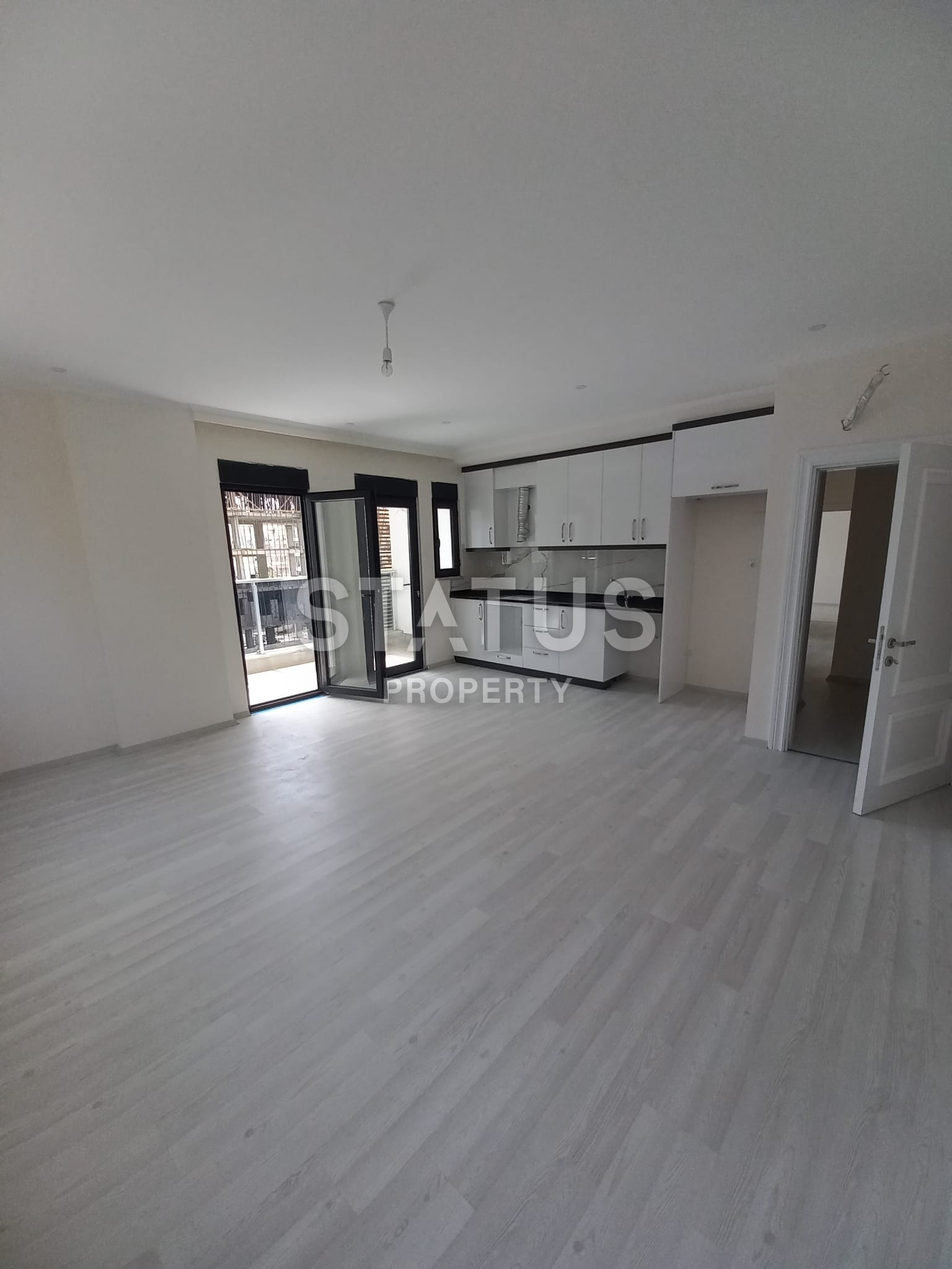 Новая четырёхкомнатная квартира в центре Аланьи в 150м от моря, 130м2 фото 7