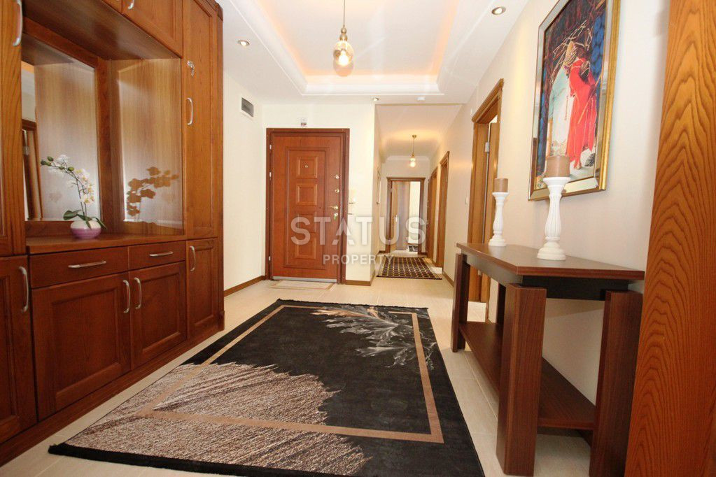 Four-room apartment in the first coastline in Mahmutlar. 165m2 фото 20