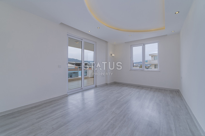 Four-room apartment at an attractive price in Mahmutlar. 250m2 фото 5