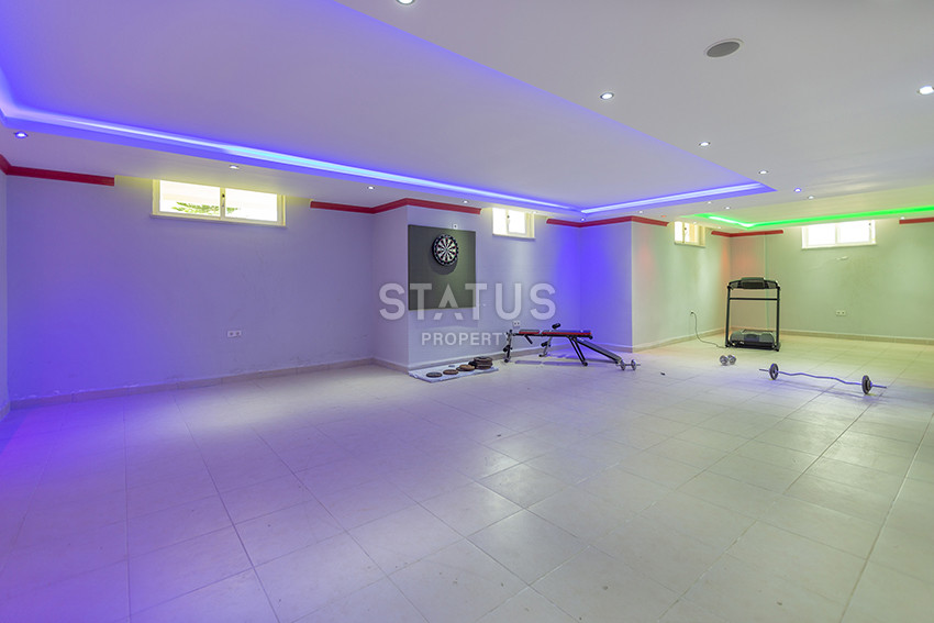 Four-room apartment at an attractive price in Mahmutlar. 250m2 фото 11