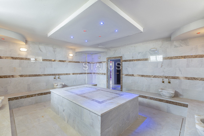 Four-room apartment at an attractive price in Mahmutlar. 250m2 фото 12