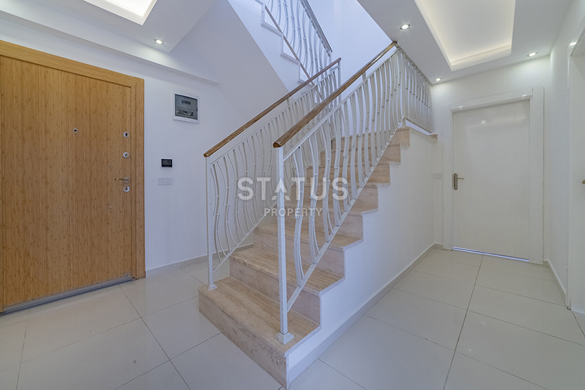 Four-room apartment at an attractive price in Mahmutlar. 250m2 фото 19