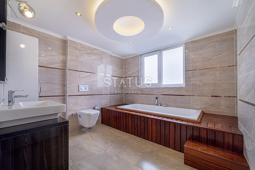 Four-room apartment at an attractive price in Mahmutlar. 250m2 фото 34