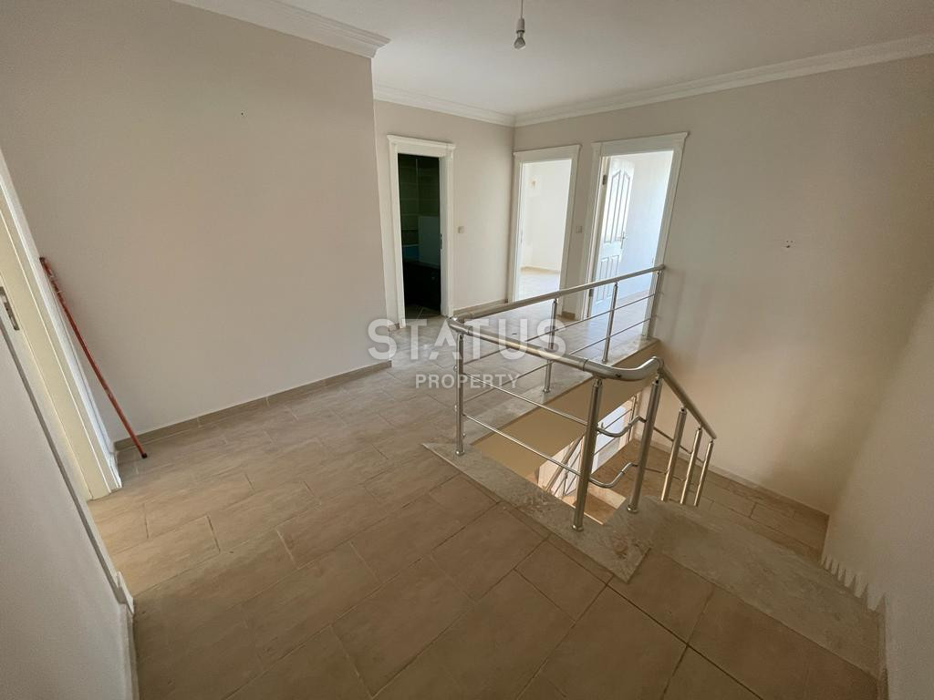 Six room duplex in the first coastal area at an attractive price. 260m2 фото 11