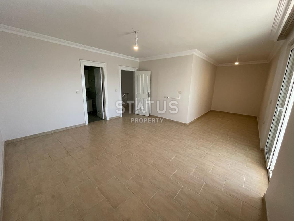 Six room duplex in the first coastal area at an attractive price. 260m2 фото 22