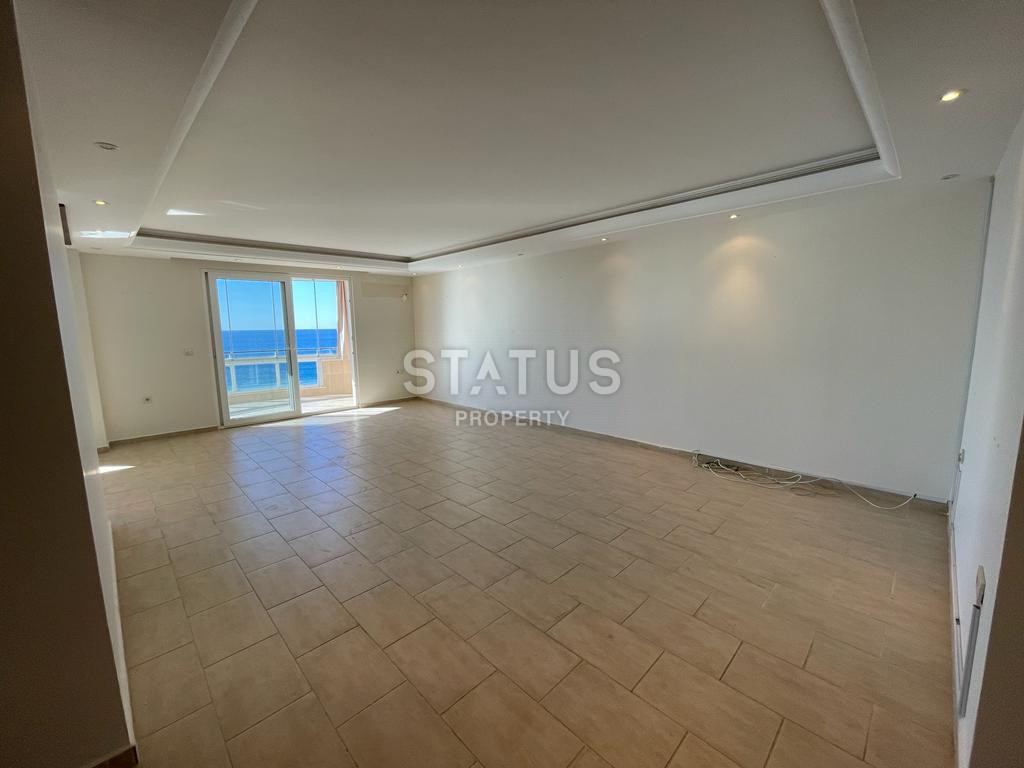 Six room duplex in the first coastal area at an attractive price. 260m2 фото 23