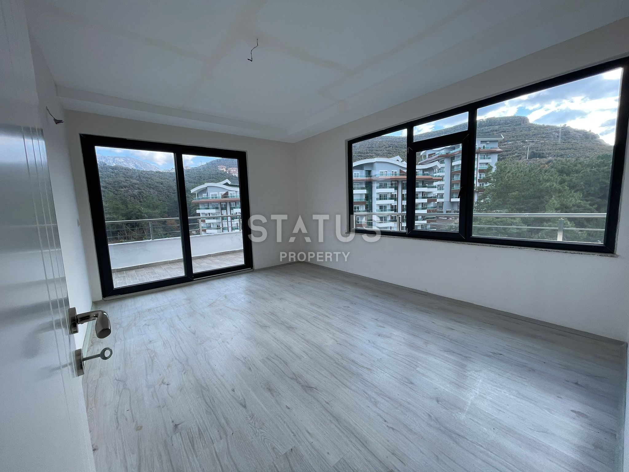 Ready duplex layout 4+1 with an area of 260 sq. m. фото 29