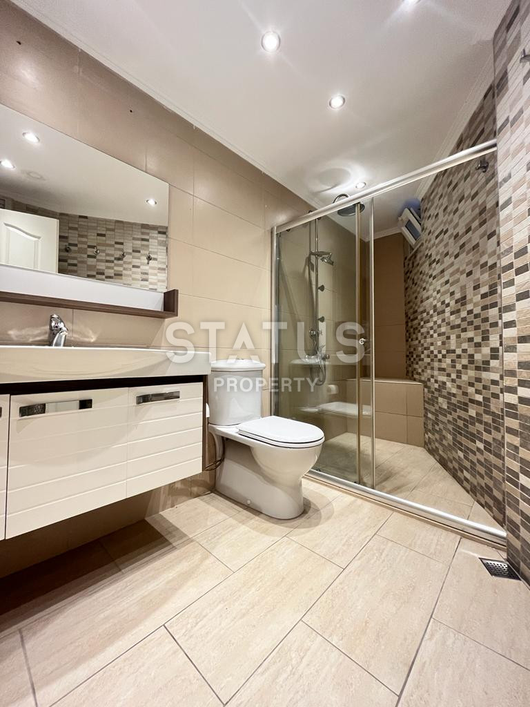 Четырёхкомнатная меблированная квартира с хорошей локацией в близи пляжа Клеопатра. 145м2 фото 16