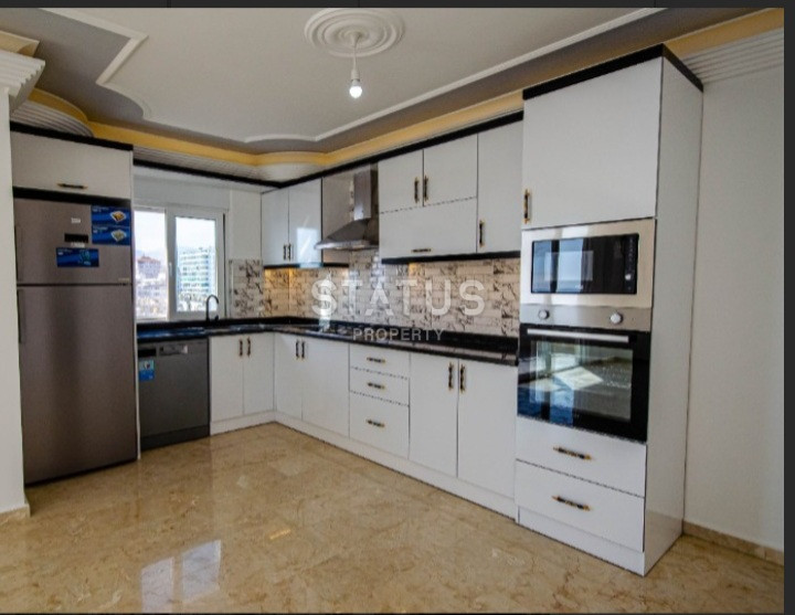 Five-room apartment in the heart of Mahmutlar 150m from the sea. 240m2 фото 11