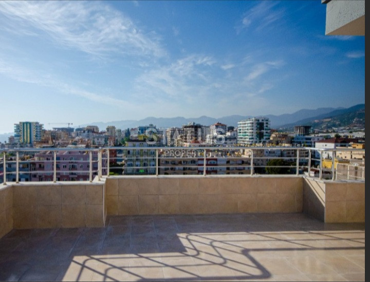 Five-room apartment in the heart of Mahmutlar 150m from the sea. 240m2 фото 19