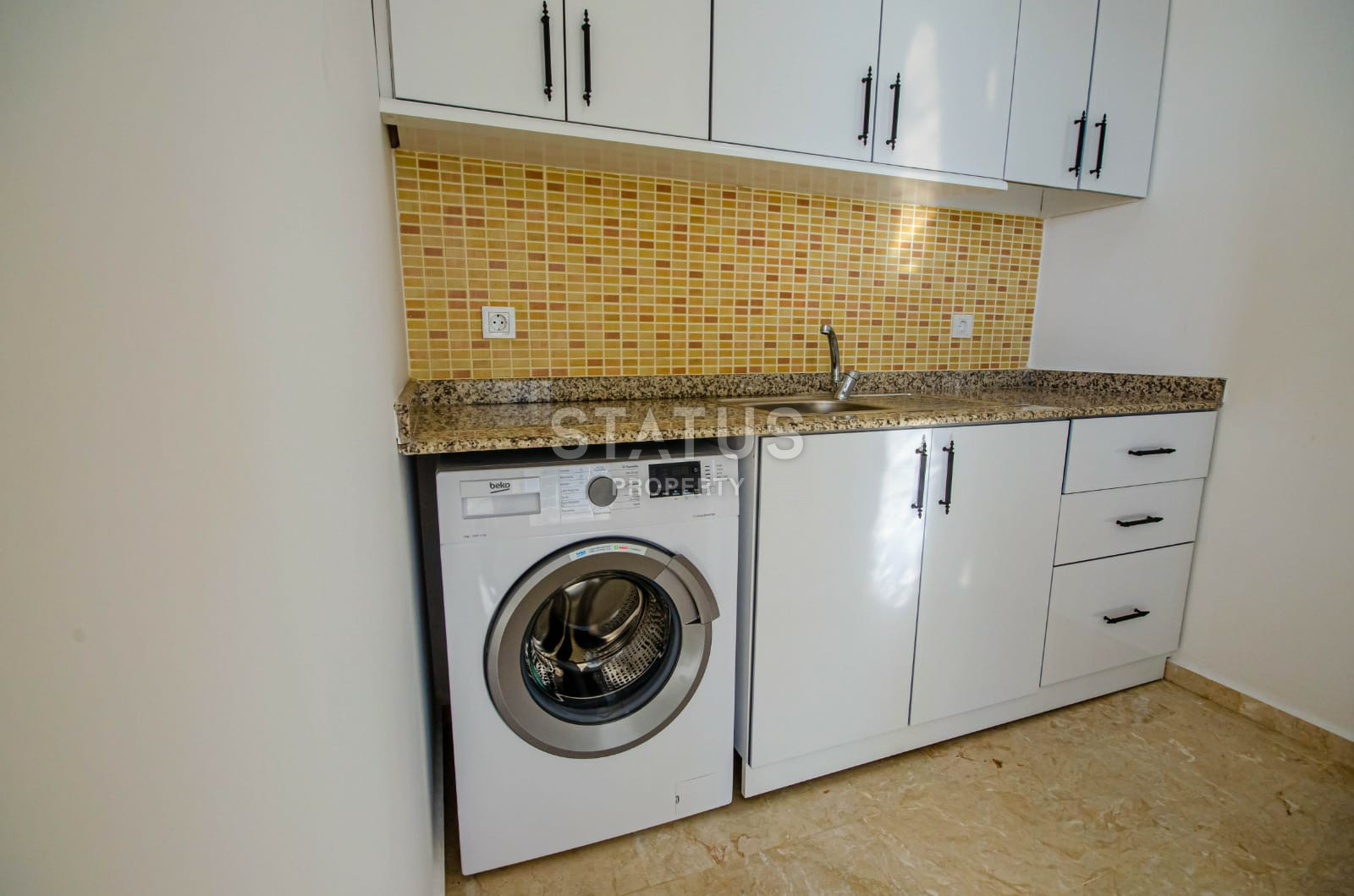 Five-room apartment in the heart of Mahmutlar 150m from the sea. 240m2 фото 37