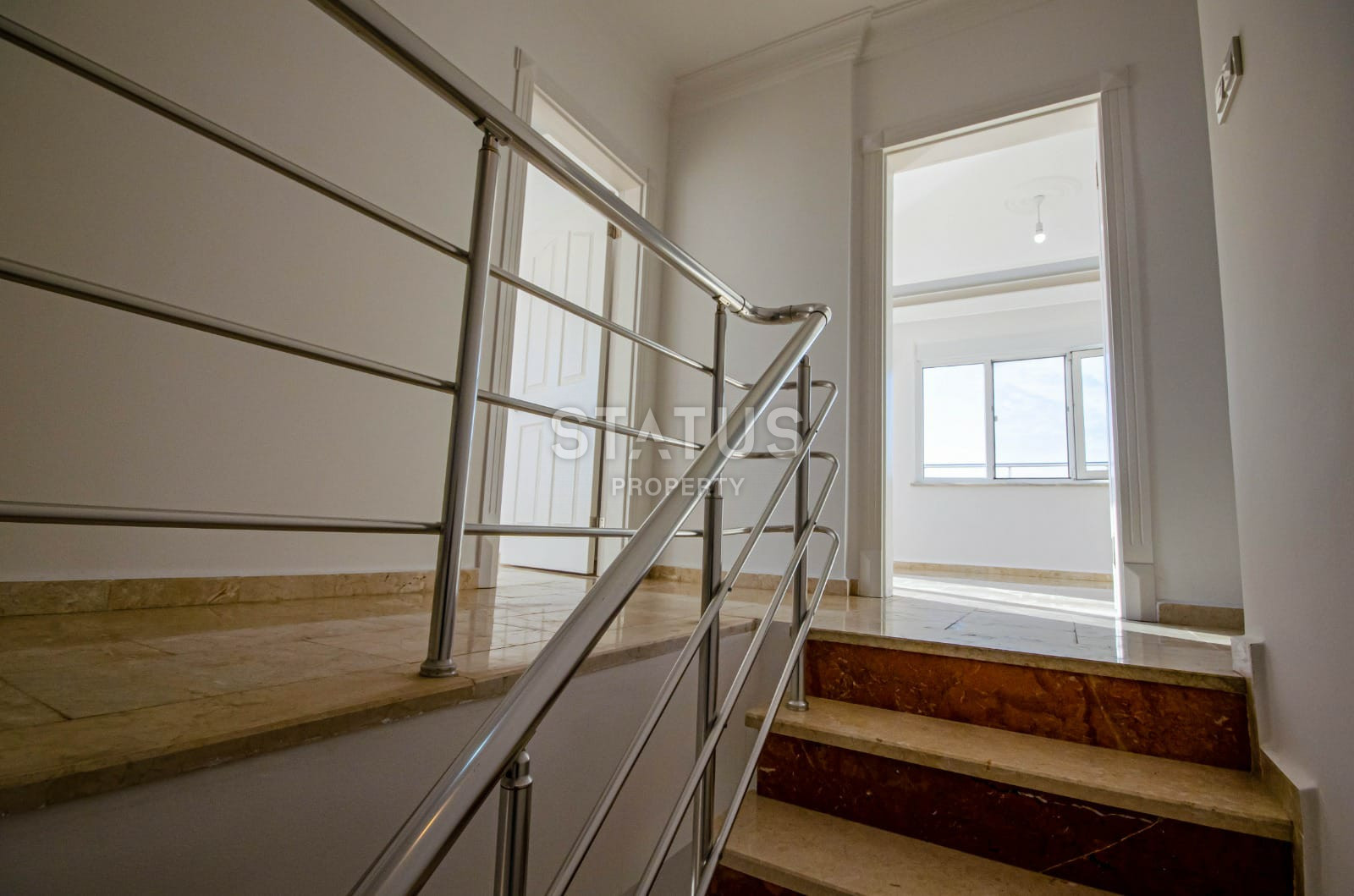 Five-room apartment in the heart of Mahmutlar 150m from the sea. 240m2 фото 40