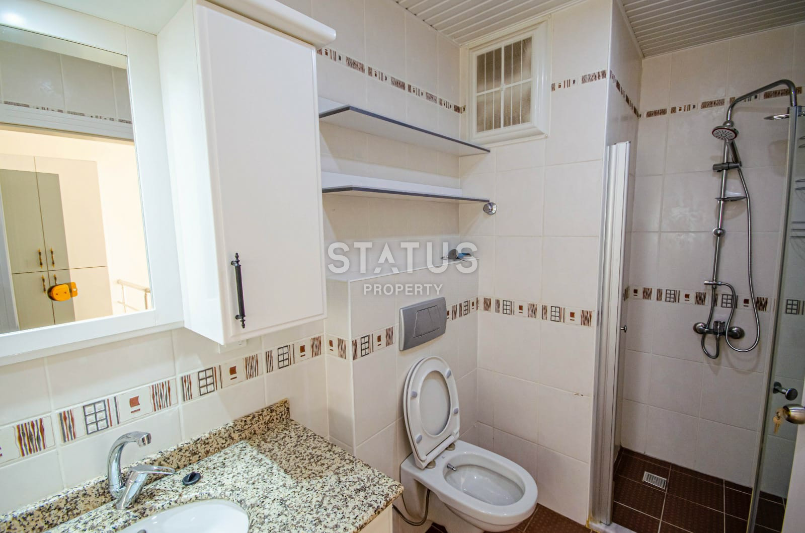 Five-room apartment in the heart of Mahmutlar 150m from the sea. 240m2 фото 43