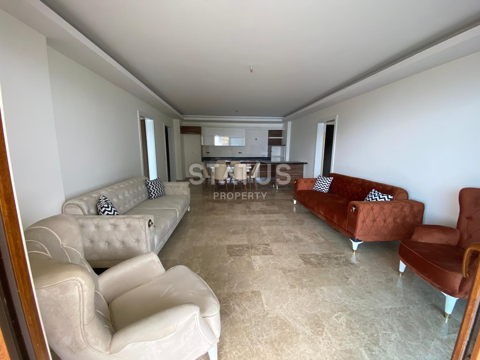 Spacious three-room apartment 50m from the sea in Mahmutlar.115m2 фото 4