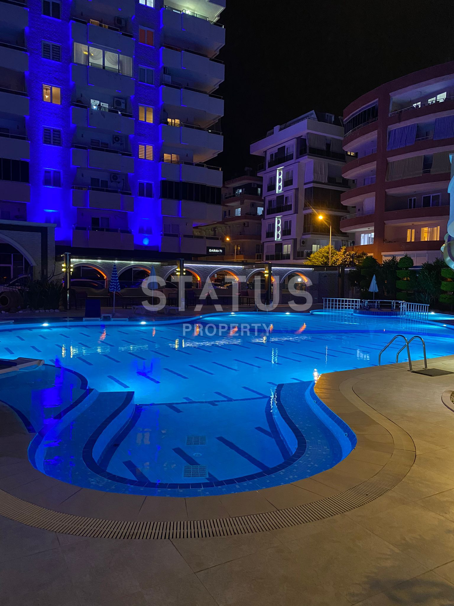 One-bedroom furnished apartment in a premium class complex with a favorable location. 65m2 фото 9