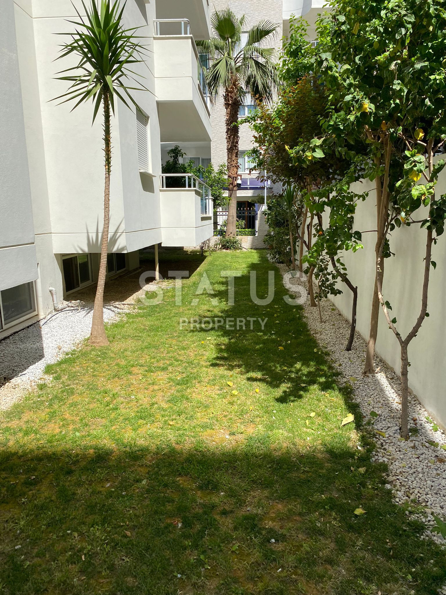 One-bedroom furnished apartment in a premium class complex with a favorable location. 65m2 фото 17