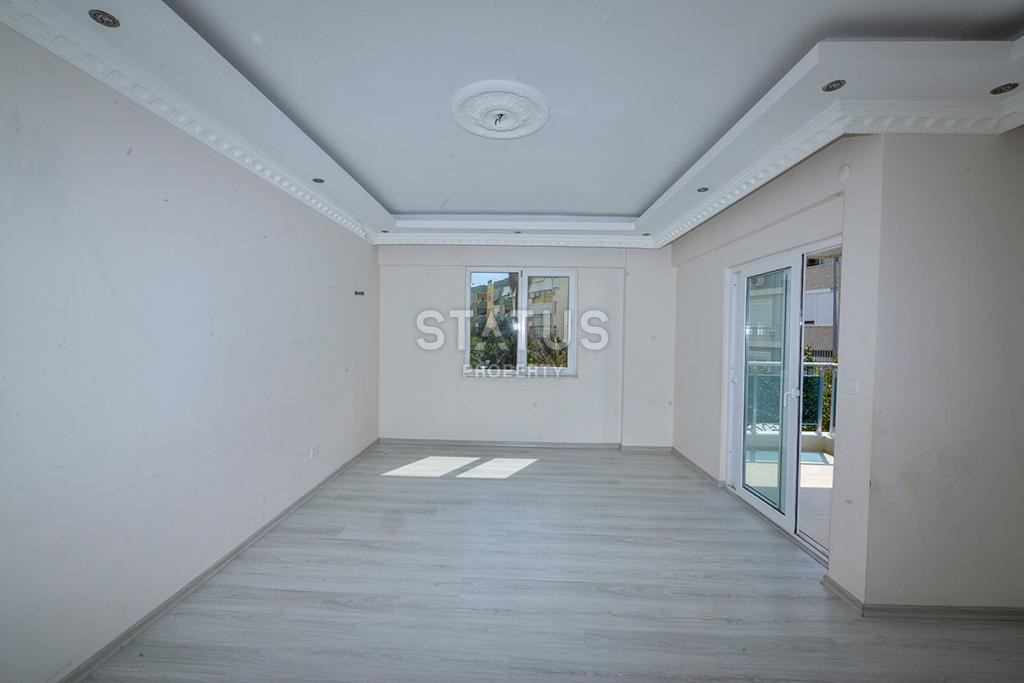 Three-room apartment with a separate kitchen in the OBA area. 115m2 фото 3