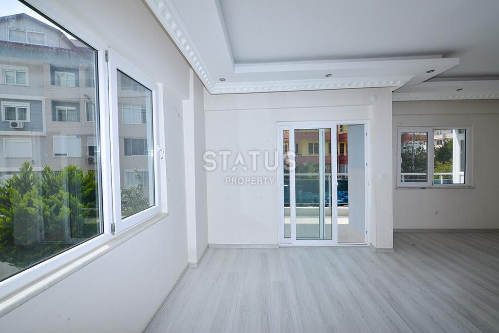 Three-room apartment with a separate kitchen in the OBA area. 115m2 фото 8