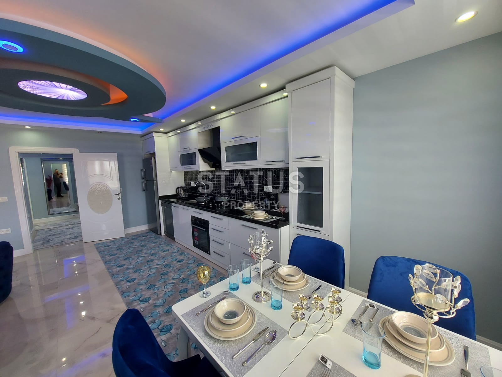 Three-room furnished apartment with a good location in Mahmutlar фото 25