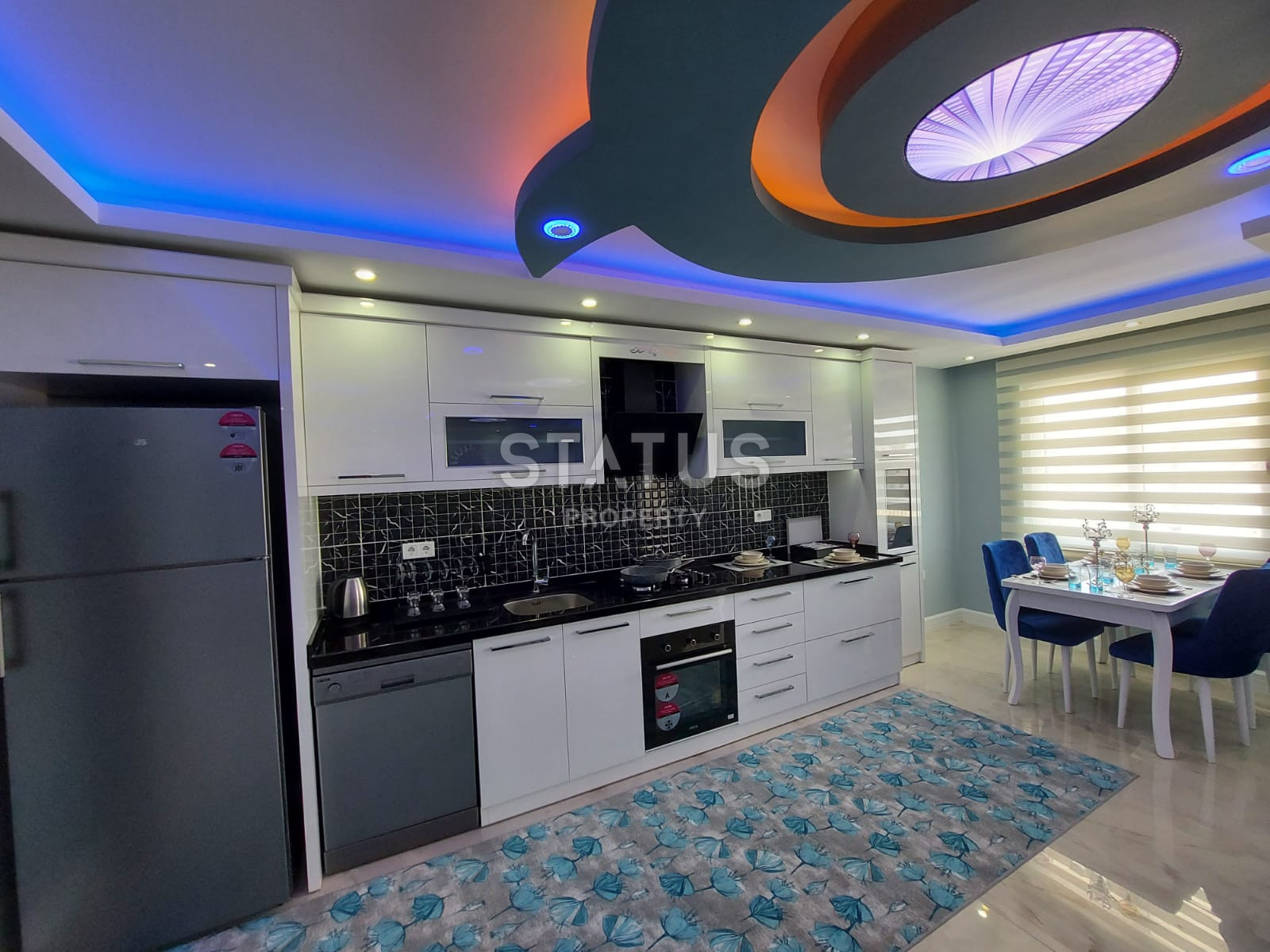 Three-room furnished apartment with a good location in Mahmutlar фото 28