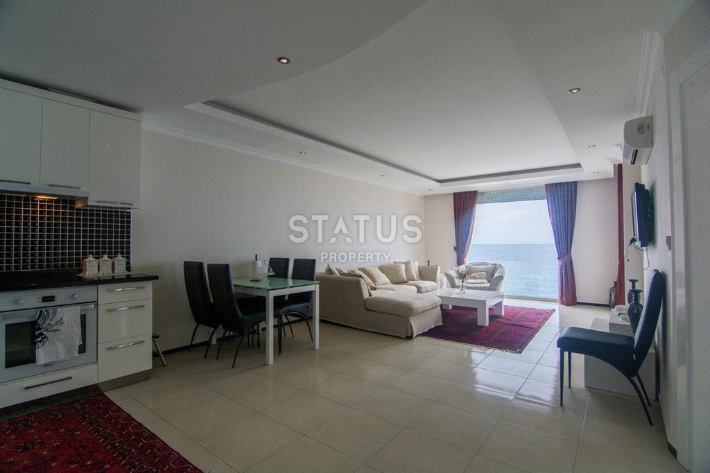 Двухуровневая четырёхкомнатная квартира в первой береговой линии в Кестеле фото 24