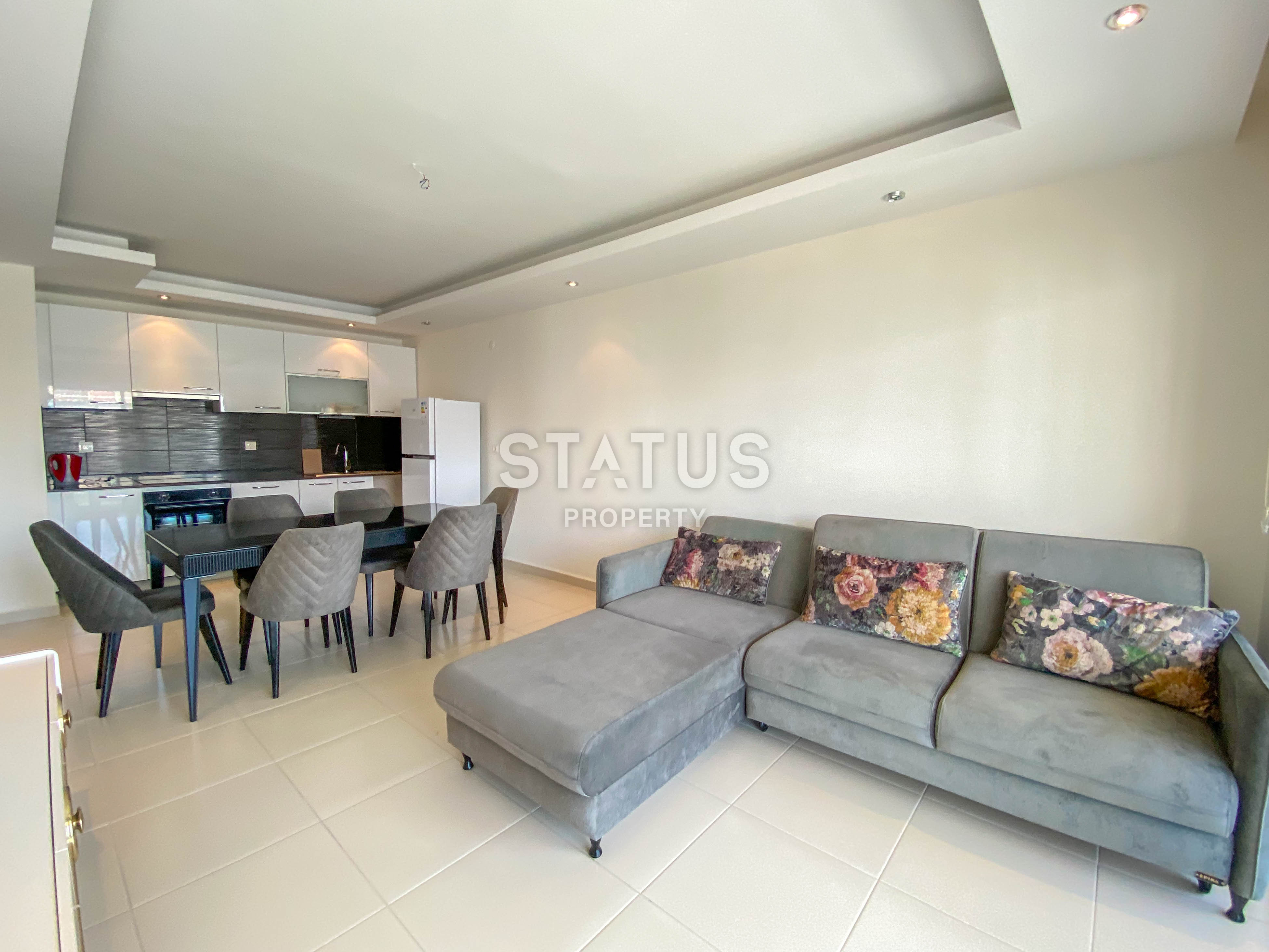 Просторная меблированная квартира 1+1 в Кестеле. 75м2 фото 3