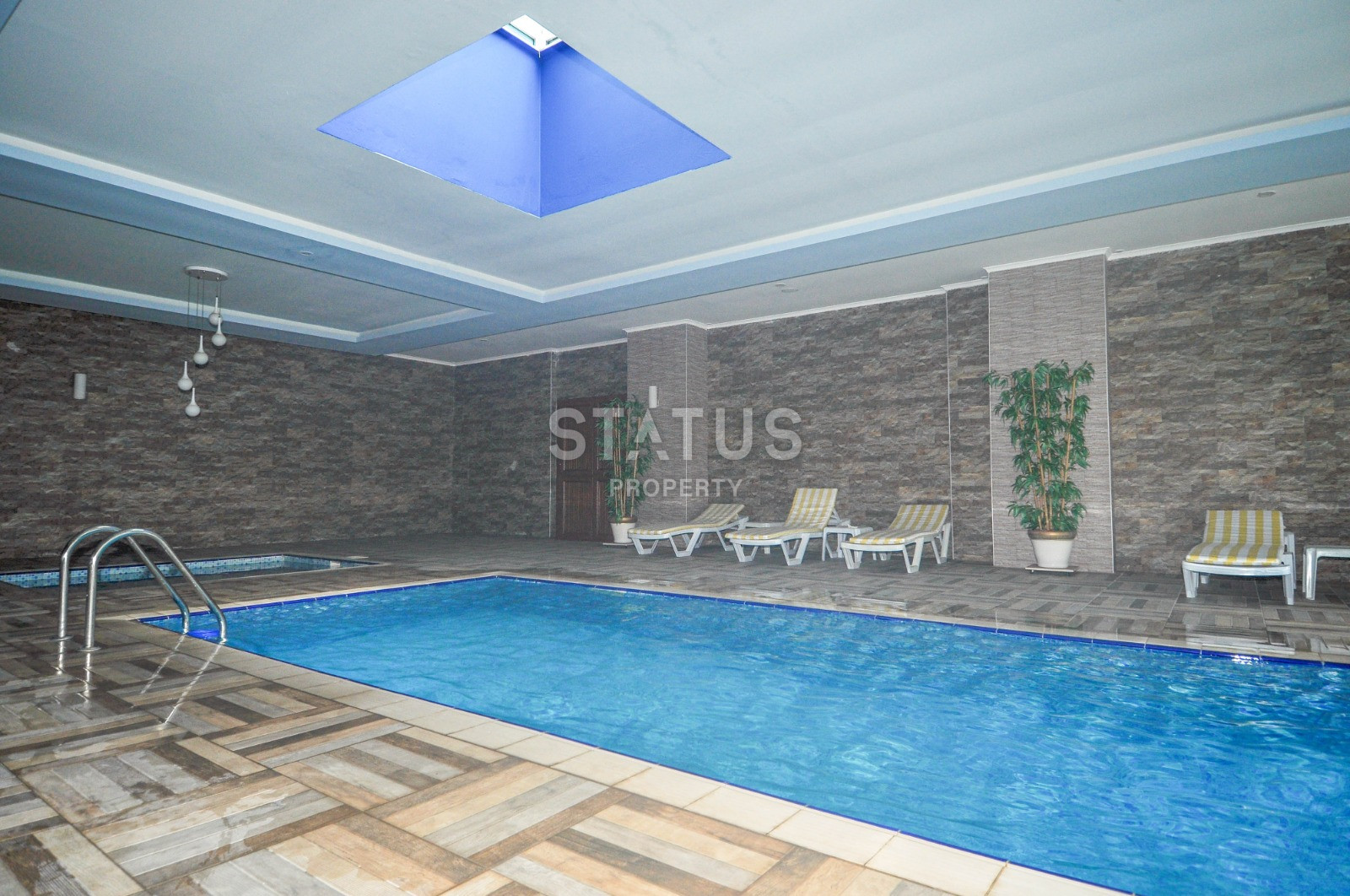 Просторная меблированная квартира 1+1 в Кестеле. 75м2 фото 23