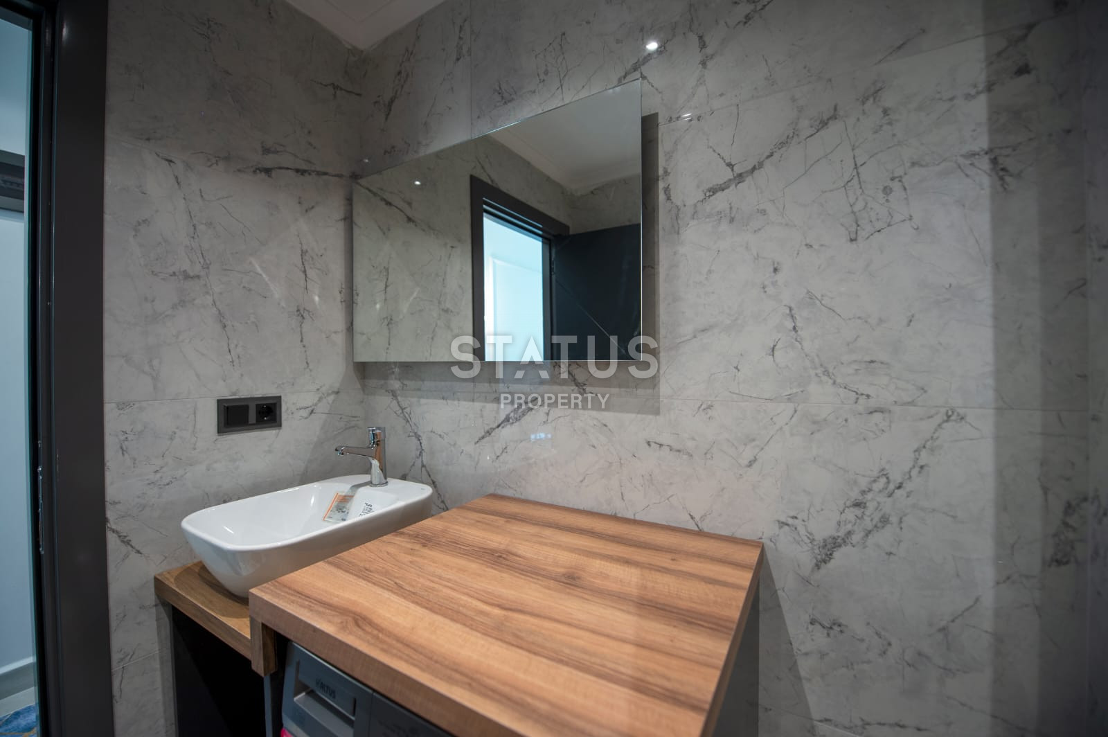 New one-bedroom furnished apartment in a new residential complex in Mahmutlar фото 4