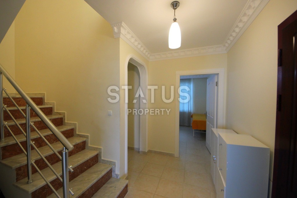 Большая меблированная квартира с видом на море и горы. 180 кв.м. фото 11