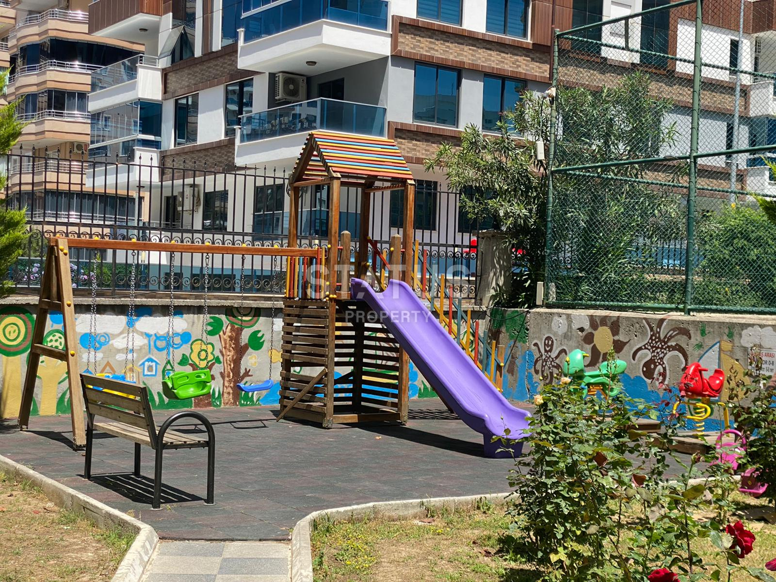 Трёхкомнатная меблированная квартира с хорошей локацией в Махмутларе фото 29