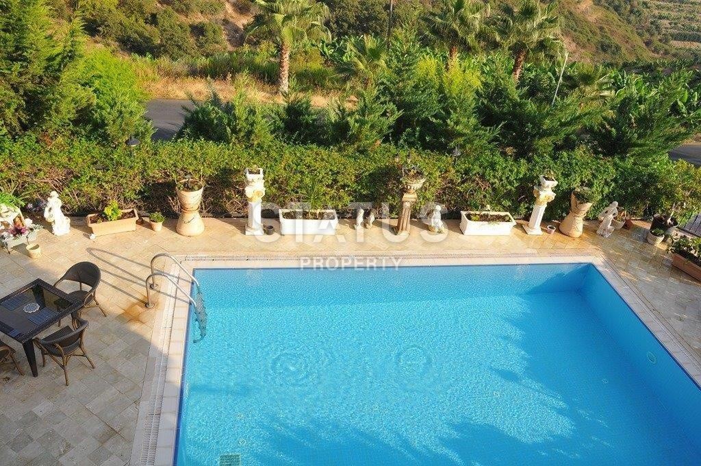 Меблированная вилла с личным бассейном, в комплексе люкс класса в районе Каргыджак, 196 м2 фото 3