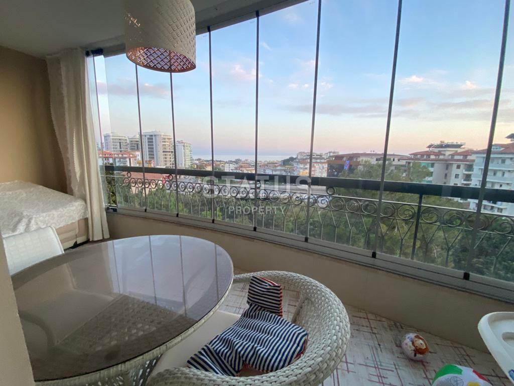 Трёхкомнатная квартира с отдельной кухней и видом на море в центре Алании фото 12